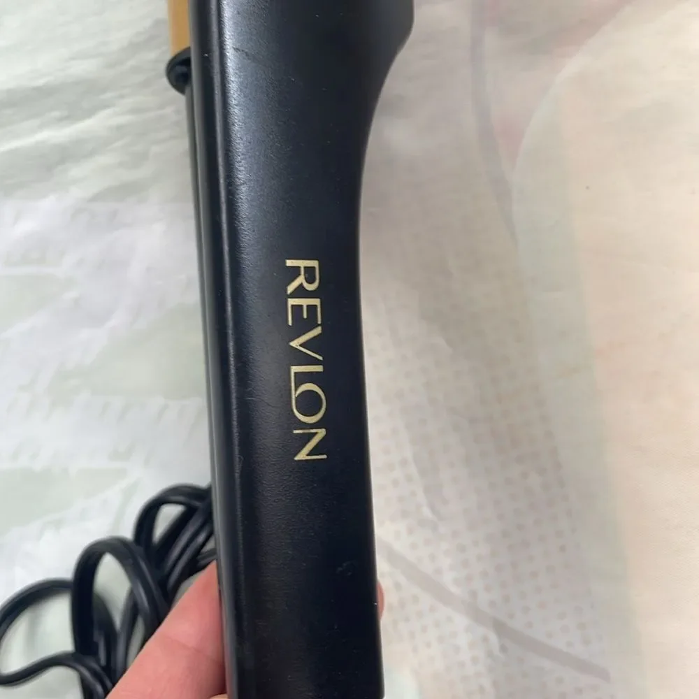 Revlon Perfect Heat Hair Straightener Ceramic 1-1/2